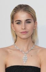 CAROLINE DAUR at Amfar