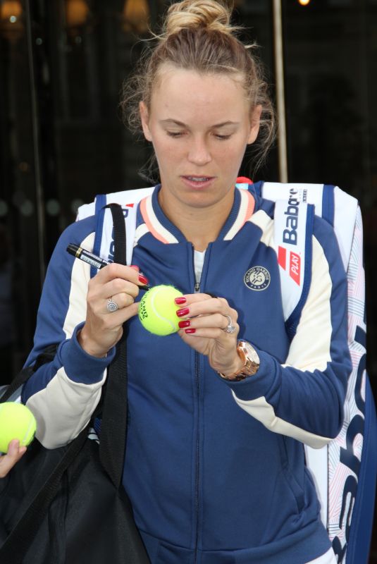 CAROLINE WOZNIACKI Leaves Her Hotel in Paris 05/30/2018