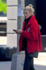 DEVON WINDSOR Leaves a Gym in New York 05/21/2018