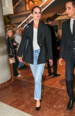 DOUTZEN KROES at Nice Airport 05/13/2018