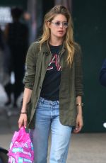 DOUTZEN KROES Out and About in New York 05/04/2018