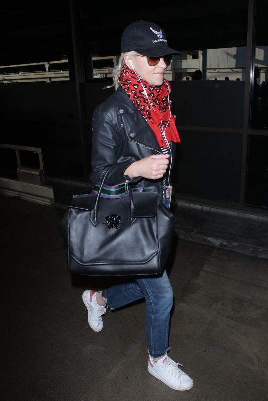 ELIZABETH BANKS at LAX Airport in Los Angeles 05/23/2018