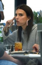 EMILY RATAJKOWSKI Out for Lunch n Los Angeles 05/25/2018