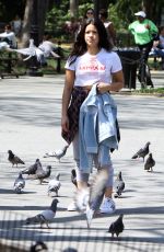 GINA RODRIGUEZ and Lakeith Stanfield Shooting a Kissing Scene on the Set of Someone Great 05/03/2018