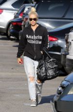 GWEN STEFANI in Ripped Jeand Out in Los Angeles 05/23/2018