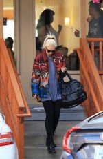 GWEN STEFANI Leaves a Nail Salon in Studio City 05/25/2018