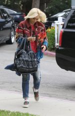 GWEN STEFANI Out and About in Los Angeles 05/19/2018
