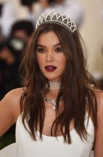 HAILEE STEINFELD at MET Gala 2018 in New York 05/07/2018