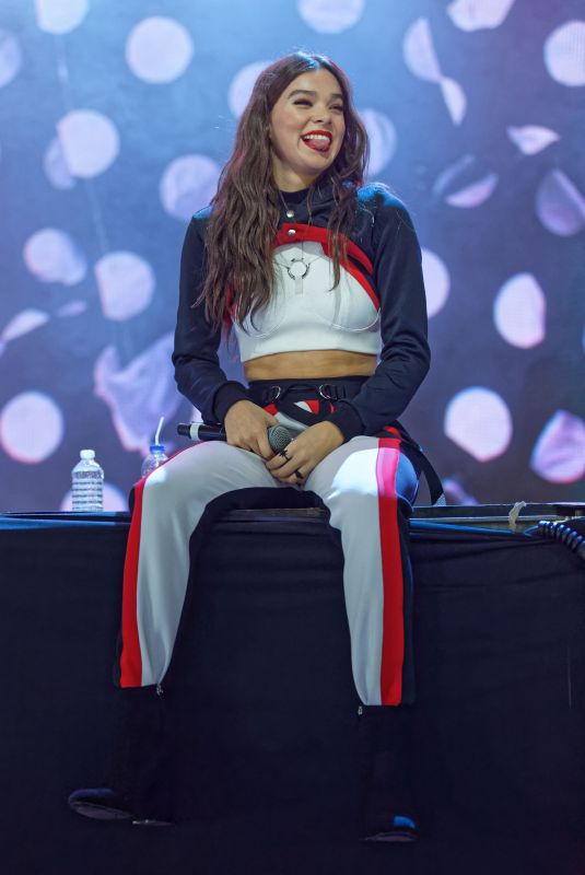 HAILEE STEINFELD Performs at BBC Biggest Weekend Festival in Swansea 05/272018