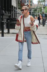 HAILEY BALDWIN Out in New York 05/22/2018