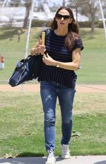 JENNIFER GARNER at a Baseball Fields in Brentwood 05/26/2018