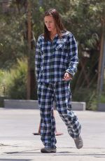 JENNIFER GARNER on the Set of Camping in Los Angeles 05/11/2018