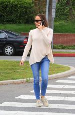 JENNIFER GARNER Out and About in Brentwood 05/02/2018