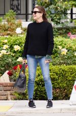 JENNIFER GARNER Out and About in Los Angeles 05/01/2018