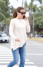 JENNIFER GARNER Out and About in Los Angeles 05/04/2018