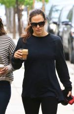 JENNIFER GARNER Out for Coffee in Brentwood 05/21/2018