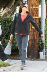 JENNIFER GARNER Out in Los Angeles 05/23/2018