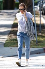 JENNIFER GARNER Out in Santa Monica 05/22/2018