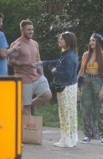 JESY NELSON Out for Picinc with Friends in Primrose Hill 05/05/2018