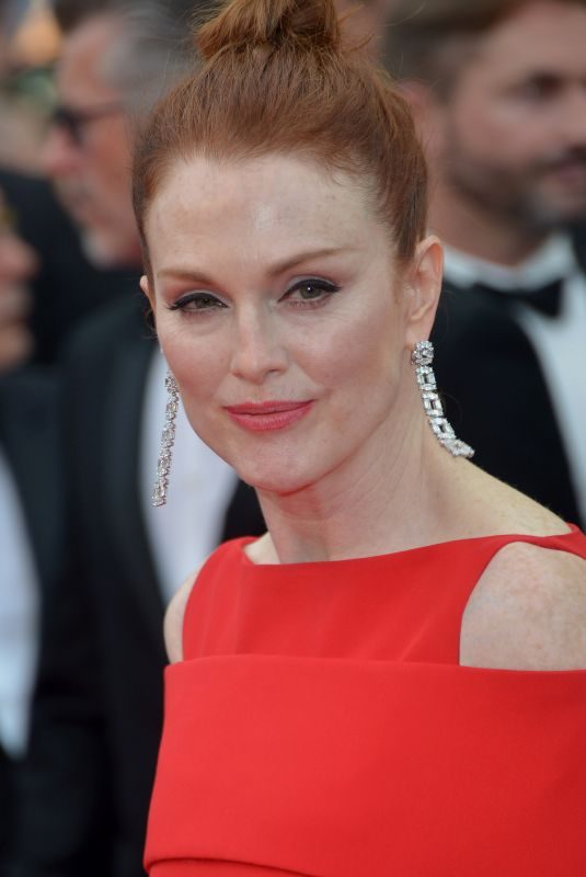 JULIANNE MOORE at Everybody Knows Premiere and Opening Ceremony at 2018 Cannes Film Festival 05/08/2018
