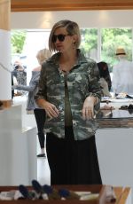 KATE HUDSON and GOLDIE HAWN Out Shopping in Brentwood 05/20/2018