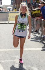 KATIE MCGLYNN at Simplyhealth Great Manchester 10K Run 05/20/2018
