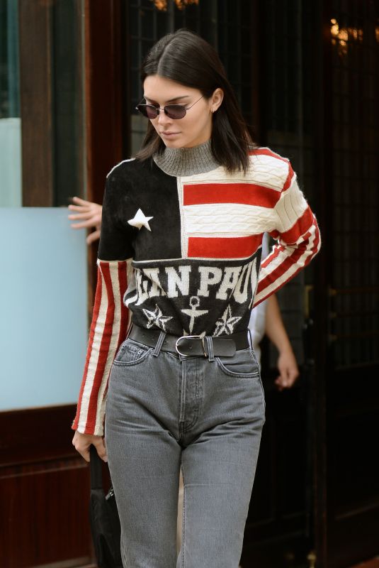 KENDALL JENNER Leaves Her Apartment in New York 05/22/2018