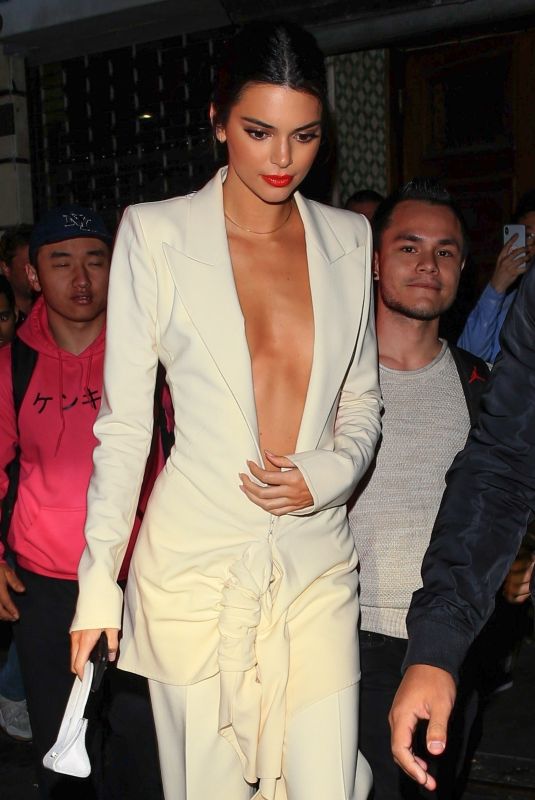 KENDALL JENNER Out for Dinner in New York 05/08/2018
