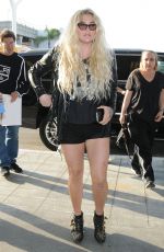 KESHA Arrives at Los Angeles International Airport 05/18/2018