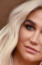 KESHA at Billboard Music Awards in Las Vegas 05/20/2018