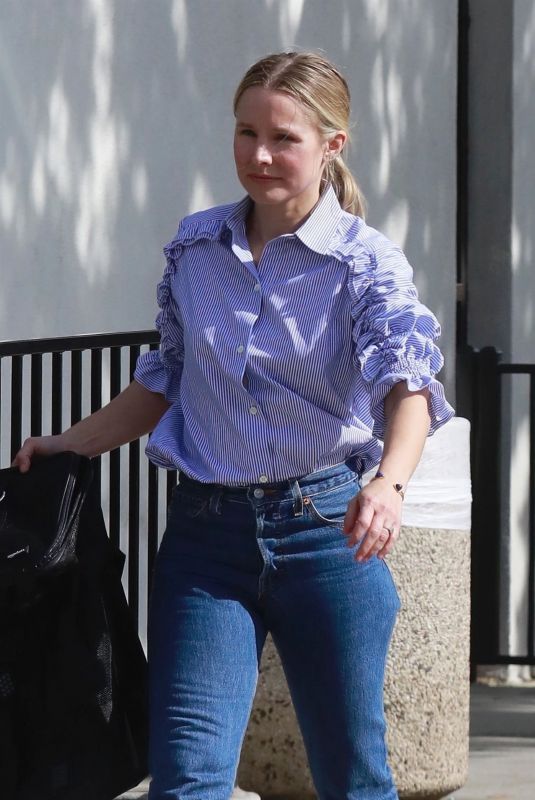 KRISTEN BELL Out and About in Los Angeles 05/06/2018