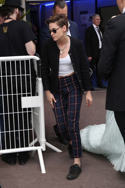 KRISTEN STEWART Leaves Palais Des Festivals in Cannes 05/10/2018