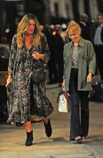 KYLIE MINOGUE Leaves Cambio De Rercio Restaurant in London 05/24/2018
