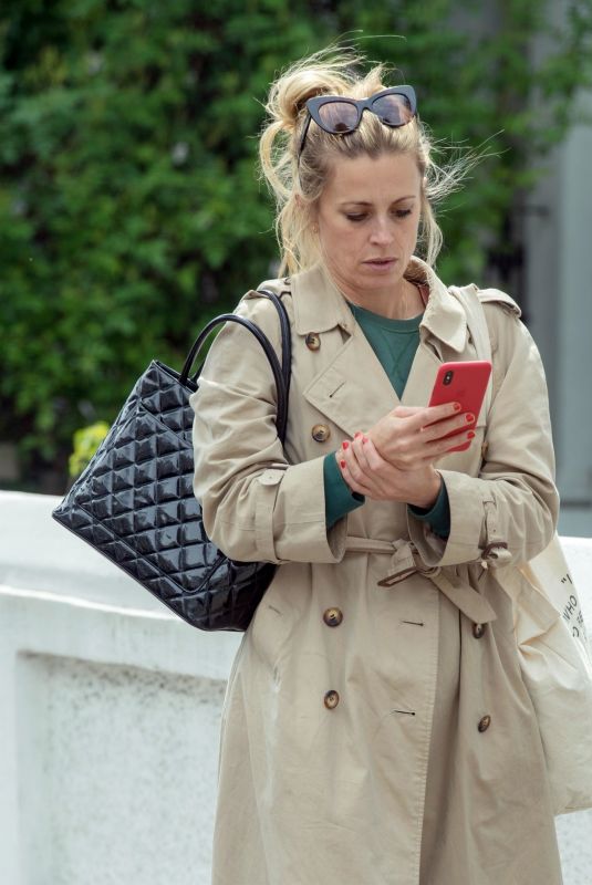 LAURA BAILEY Out and About in London 05/03/2018