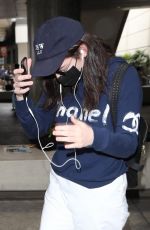 LORDE Arrives at Los Angeles International Airport 05/21/2018