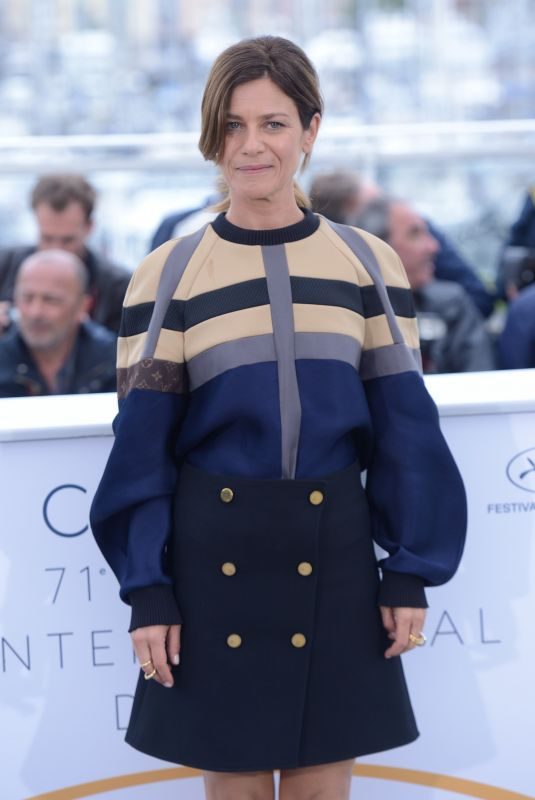 MARINA FOIS at Le Grand Bain Photocall at 2018 Cannes  Film Festival 05/13/2018