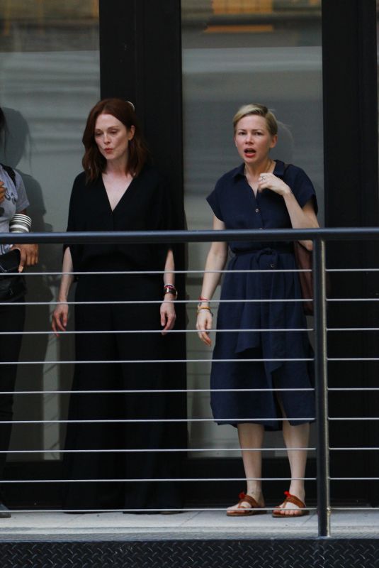 MICHELLE WILLIAMS and JULIANNE MOORE on the Set of After the Wedding in New York 05/29/2018