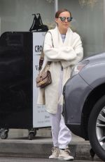 NATALIE PORTMAN Out for Lunch in Los Angeles 05/01/2018