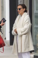 NATALIE PORTMAN Out for Lunch in Los Angeles 05/01/2018
