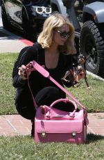 PARIS HILTON Out and About in Beverly HIlls 05/03/2018