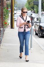 REESE WITHERSPOON Heading to a Spa in Los Angeles 05/19/201
