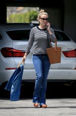 REESE WITHERSPOON Leaves a Fitting Studio in Beverly Hills 05/04/2018