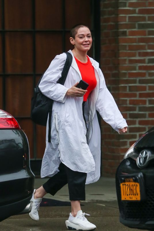 ROSE MCGOWAN Leaves Her Hotel in New York 05/22/2018