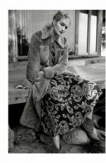 ROSIE HUNTINGTON-WHITELEY in Harper