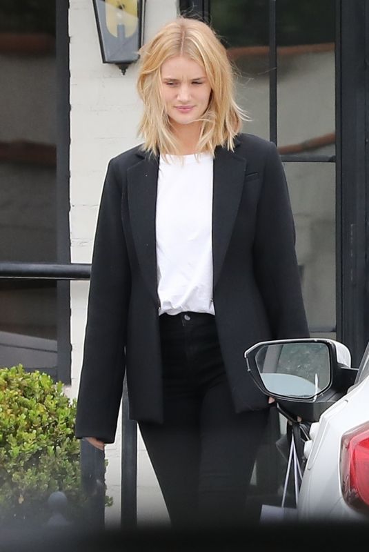 ROSIE HUNTINGTON-WHITELEY Leaves Ramirez Tran Salon in Beverly Hills 05/24/2018