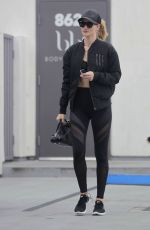 ROSIE HUNTINGTON-WHITELEY Out in Los Angeles 05/20/2018