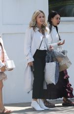 SARAH MICHELLE GELLAR Out Shopping in Beverly Hills 05/17/2018