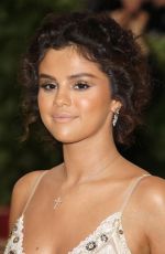 SELENA GOMEZ at MET Gala 2018 in New York 05/07/2018