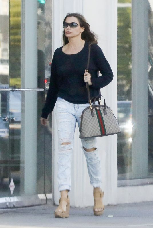 SOFIA VERGARA in Rpped Jeans at a Tanning Salon in Beverly Hills 05/23/2018