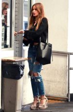 SOFIA VERGARA Leaves a Dermatologist in Beverly Hills 05/17/2018